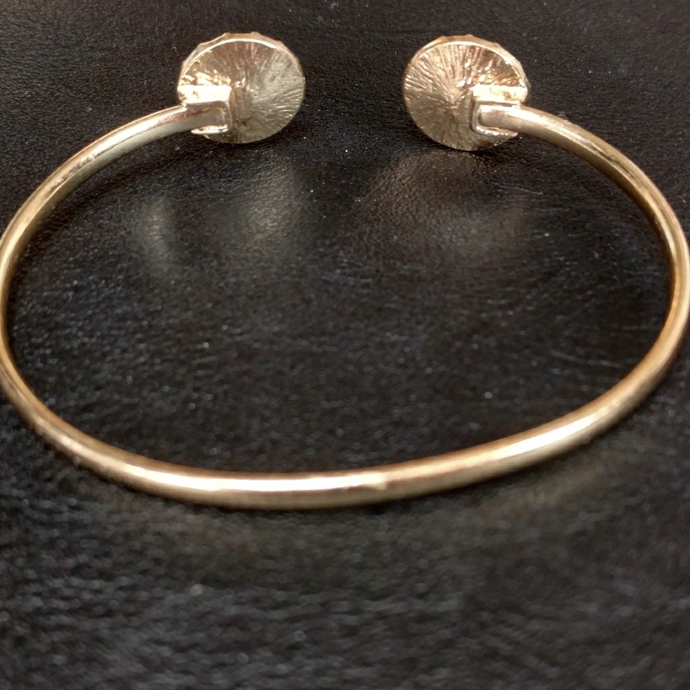 Vintage bracelet with faux pearl and rhinestones - Picture 3 of 7